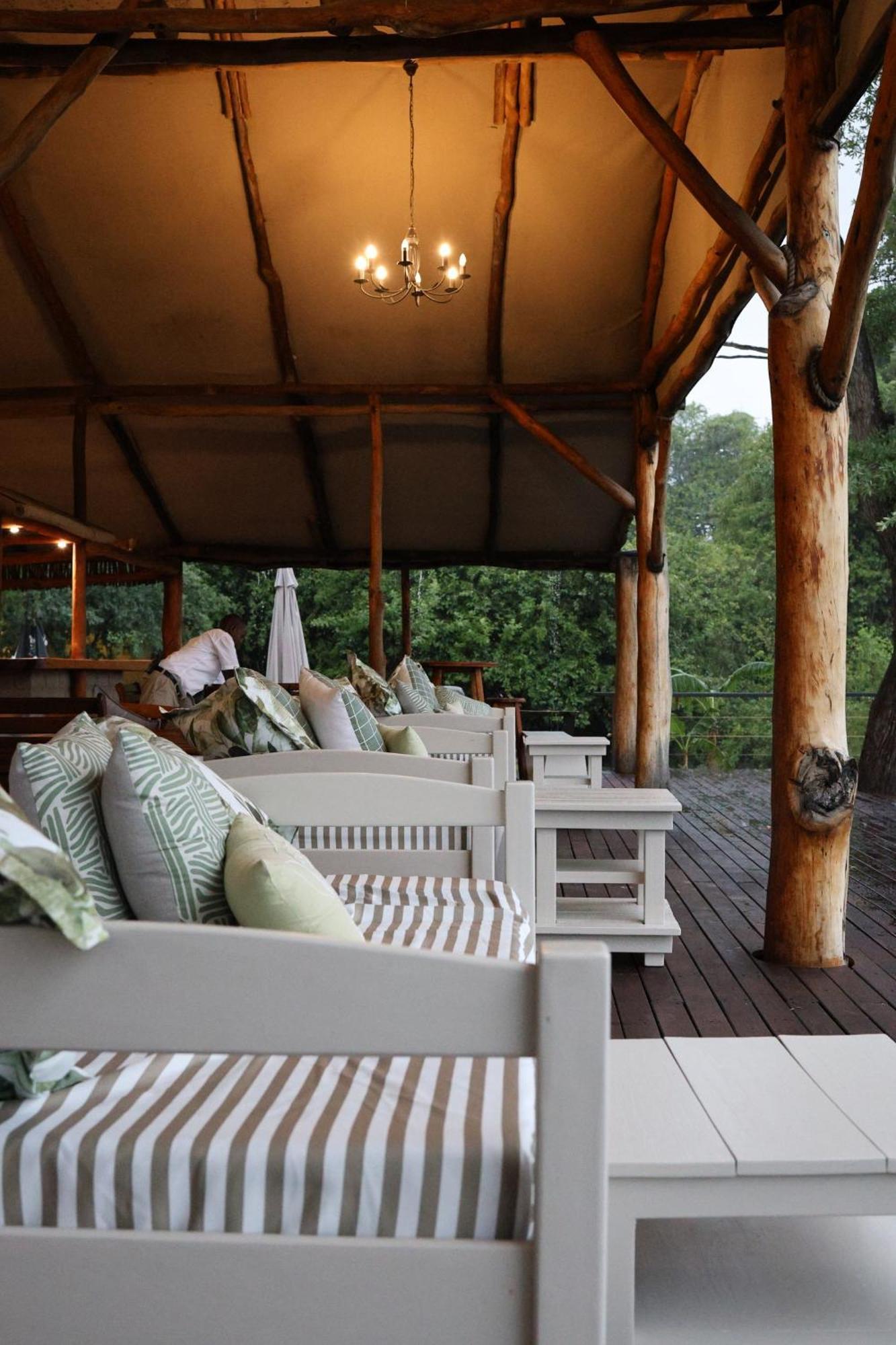 Zambezi Dusk Villa Livingstone Eksteriør bilde