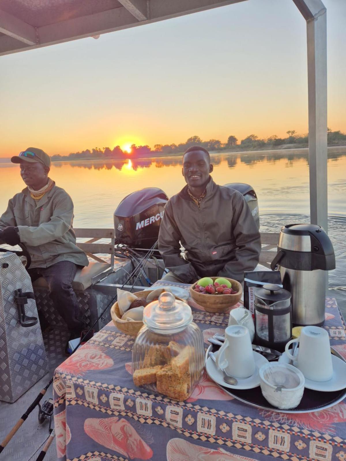 Zambezi Dusk Villa Livingstone Eksteriør bilde
